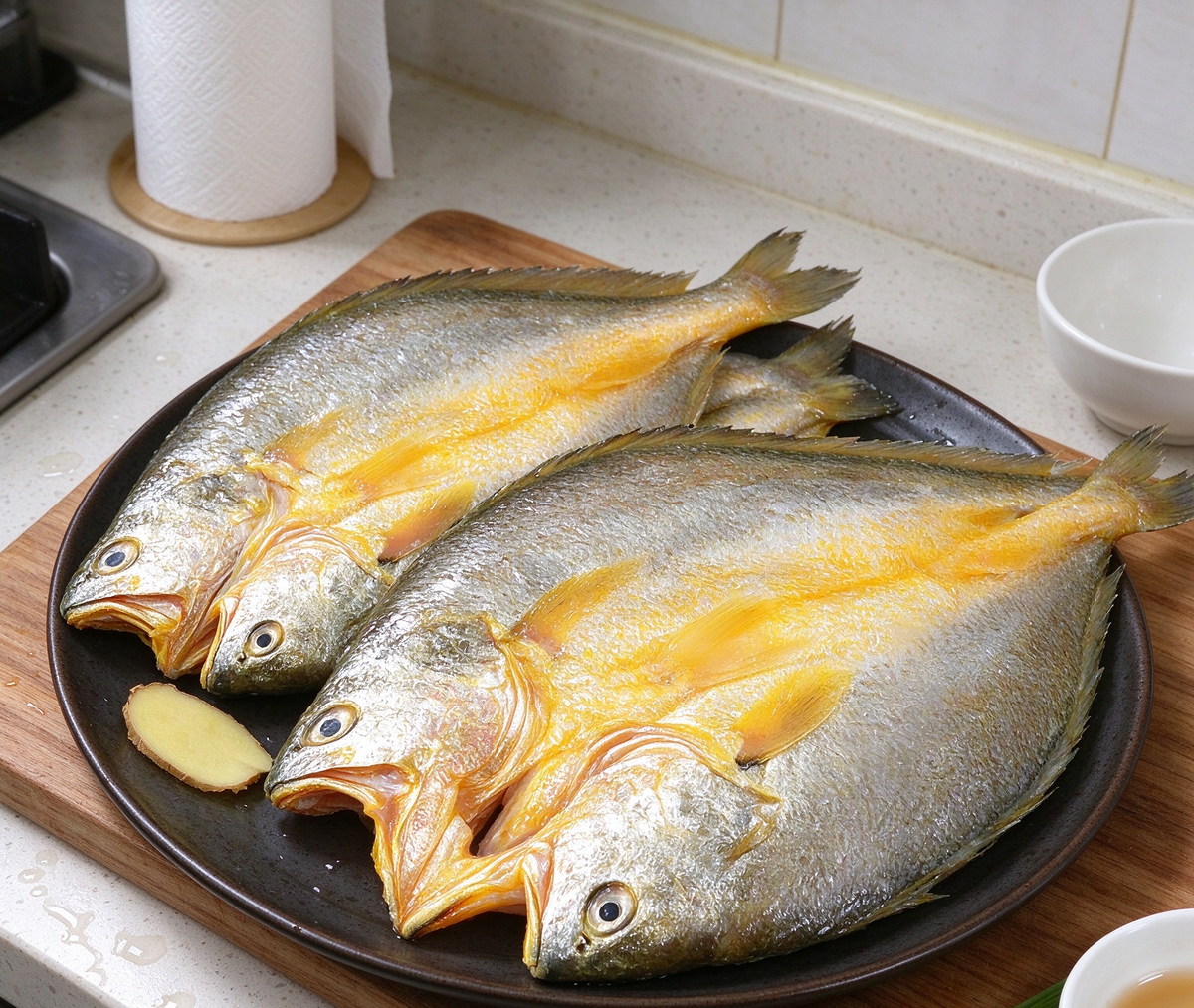 Yellow Croaker - view 1